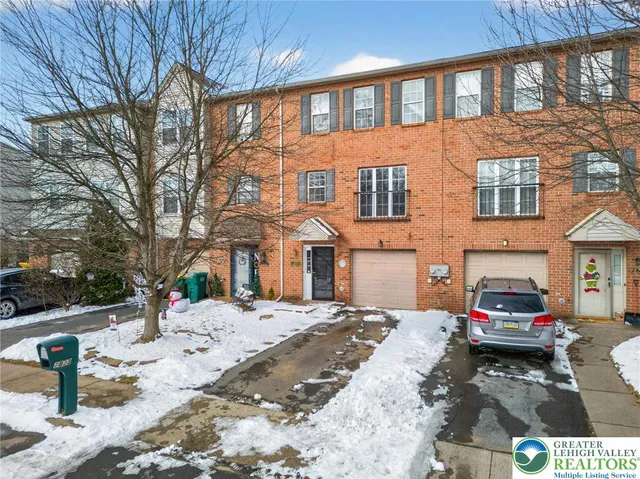 a car parked in front of a building