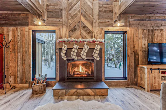 $1,649,000 | 6 Patriots Drive, Newry, ME 04261