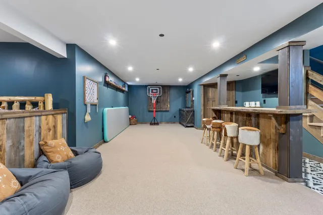 $1,649,000 | 6 Patriots Drive, Newry, ME 04261