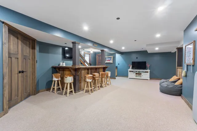 $1,649,000 | 6 Patriots Drive, Newry, ME 04261