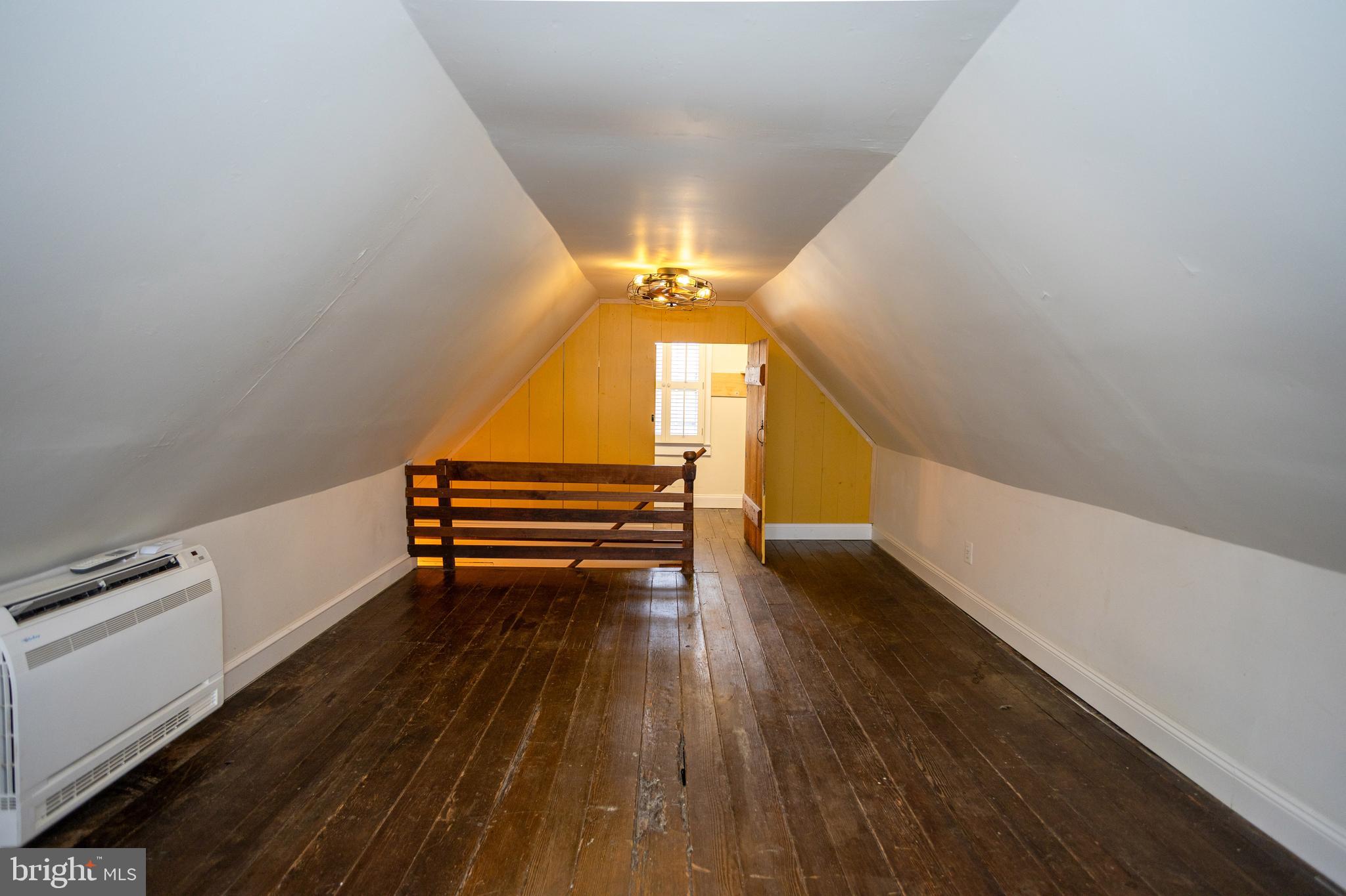 8200 Buckland Mill Road Gainesville, VA 20155 - Photo 20 of 33 Attic/Loft Bedroom