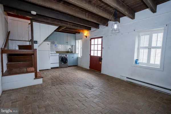 $1,992 | 8200 Buckland Mill Road, Gainesville, VA 20155