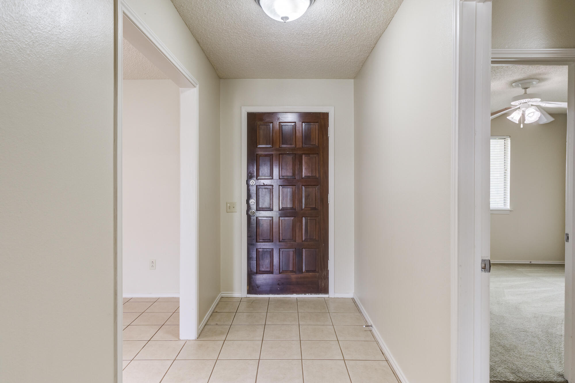 3414 91st Street Lubbock, TX 79423 - Photo 4 of 35 DSC08669_70_71_72_73
