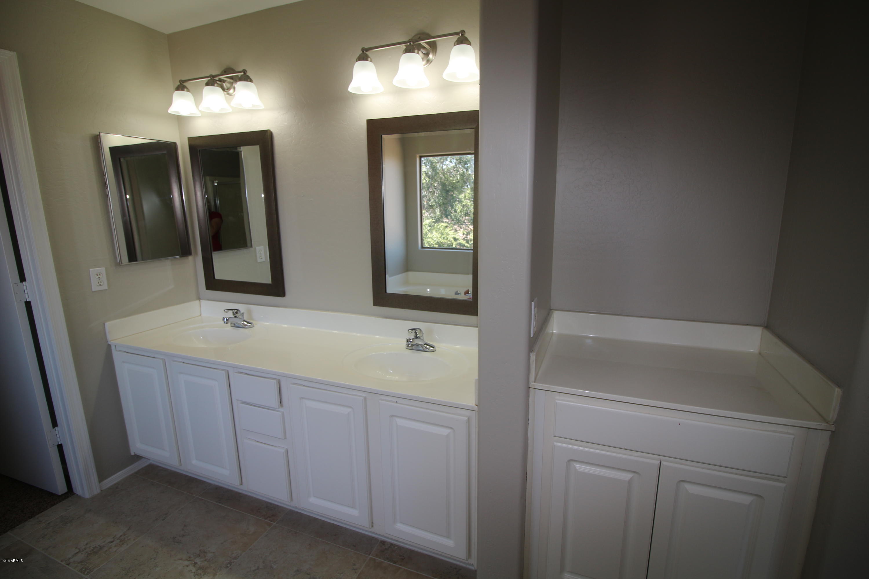 2736 East Gary Way Phoenix, AZ 85042 - Photo 21 of 33 IMG_1793
