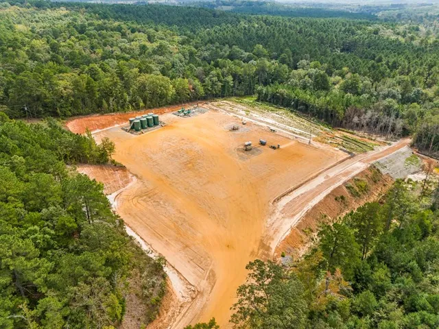 $187,600 | 2993 28 County Road 2993, Hughes Springs, TX 75656