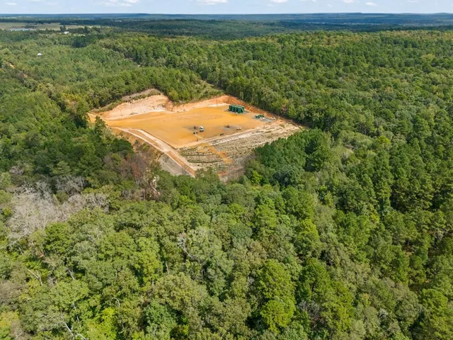 $187,600 | 2993 28 County Road 2993, Hughes Springs, TX 75656