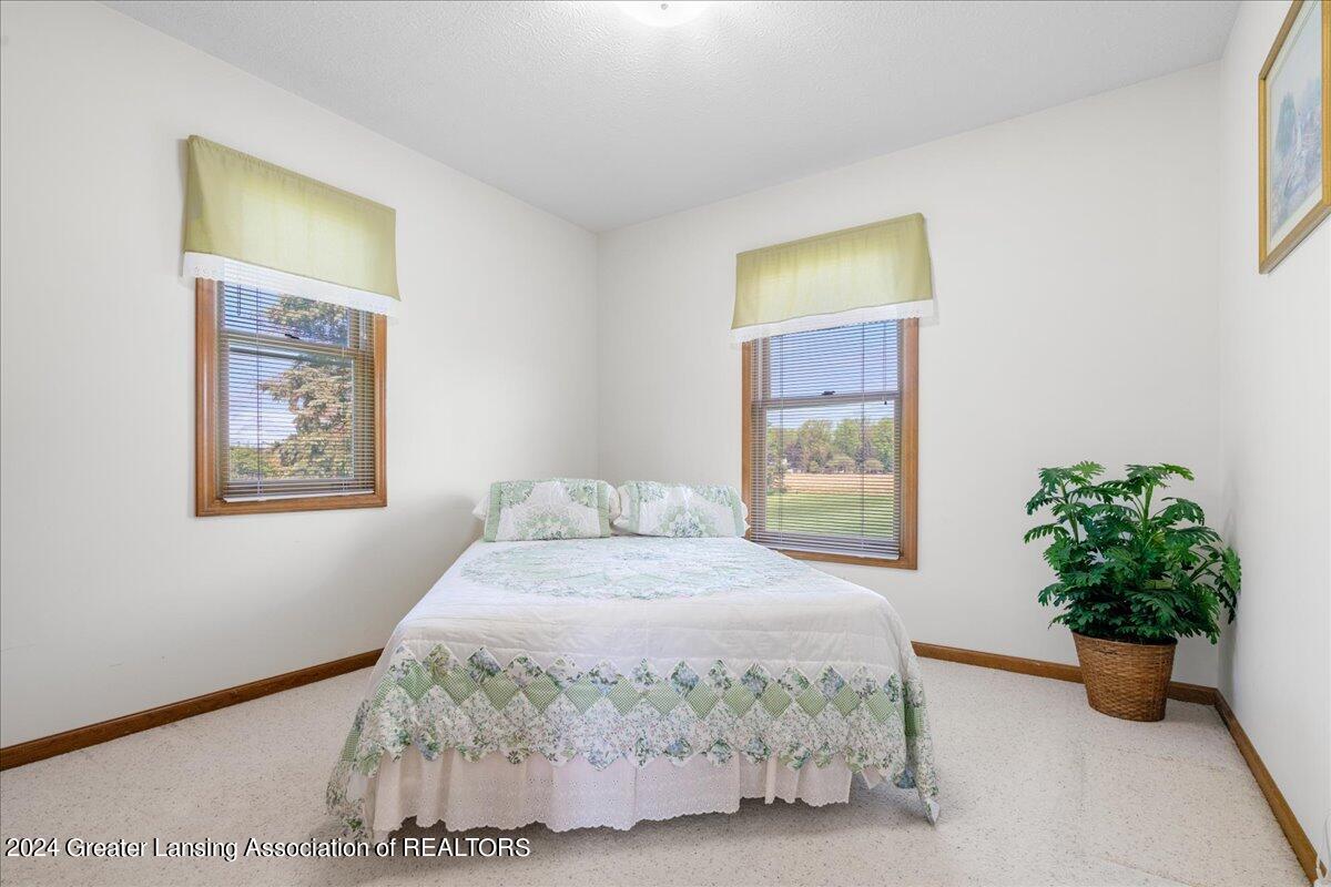 9380 Clark Road Grand Ledge, MI 48837 - Photo 26 of 39 36-Media Jett-35