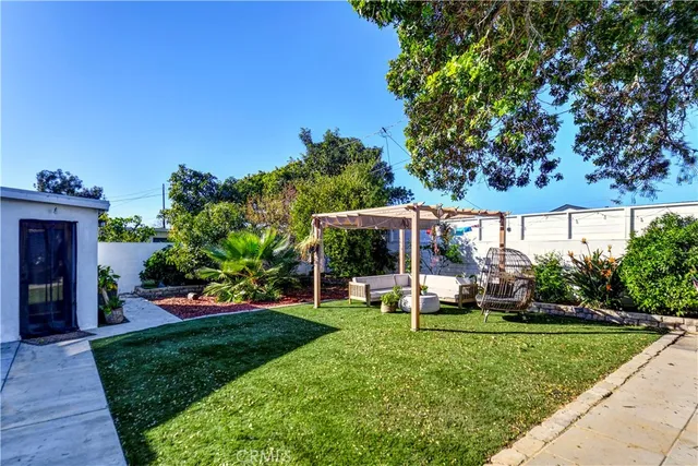 $1,348,000 | 686 Governor Street, Costa Mesa, CA 92627