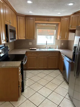 $3,100 | 2806 St Croix Drive, Clearwater, FL 33759