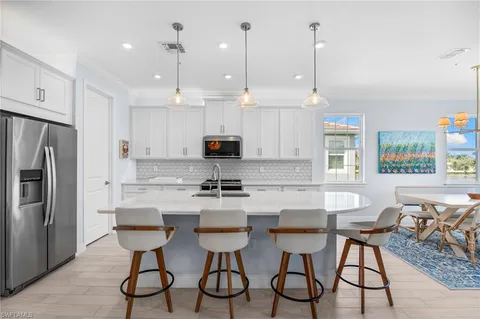 $549,999 | 4620 Arboretum Circle, Unit 201, Naples, FL 34112