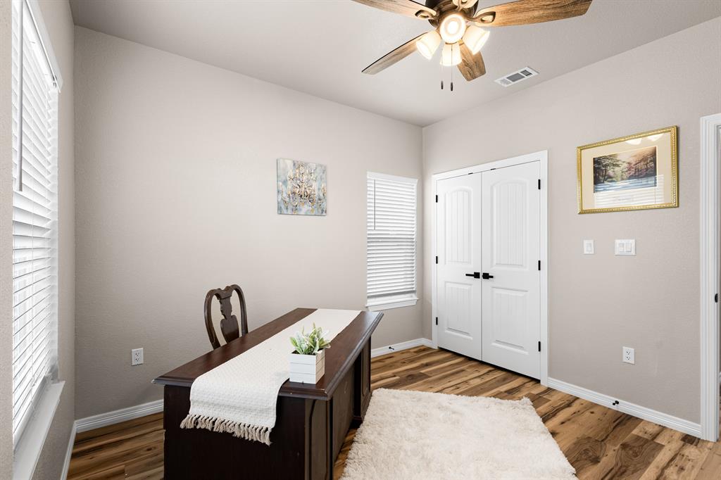 1446 Faulkner Road Sunset, TX 76270 - Photo 34 of 40