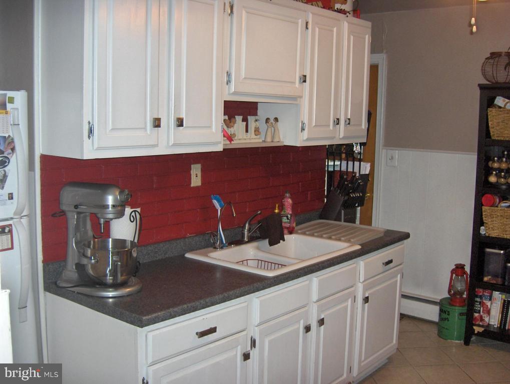 918 Maytown Road Elizabethtown, PA 17022 - Photo 7 of 19