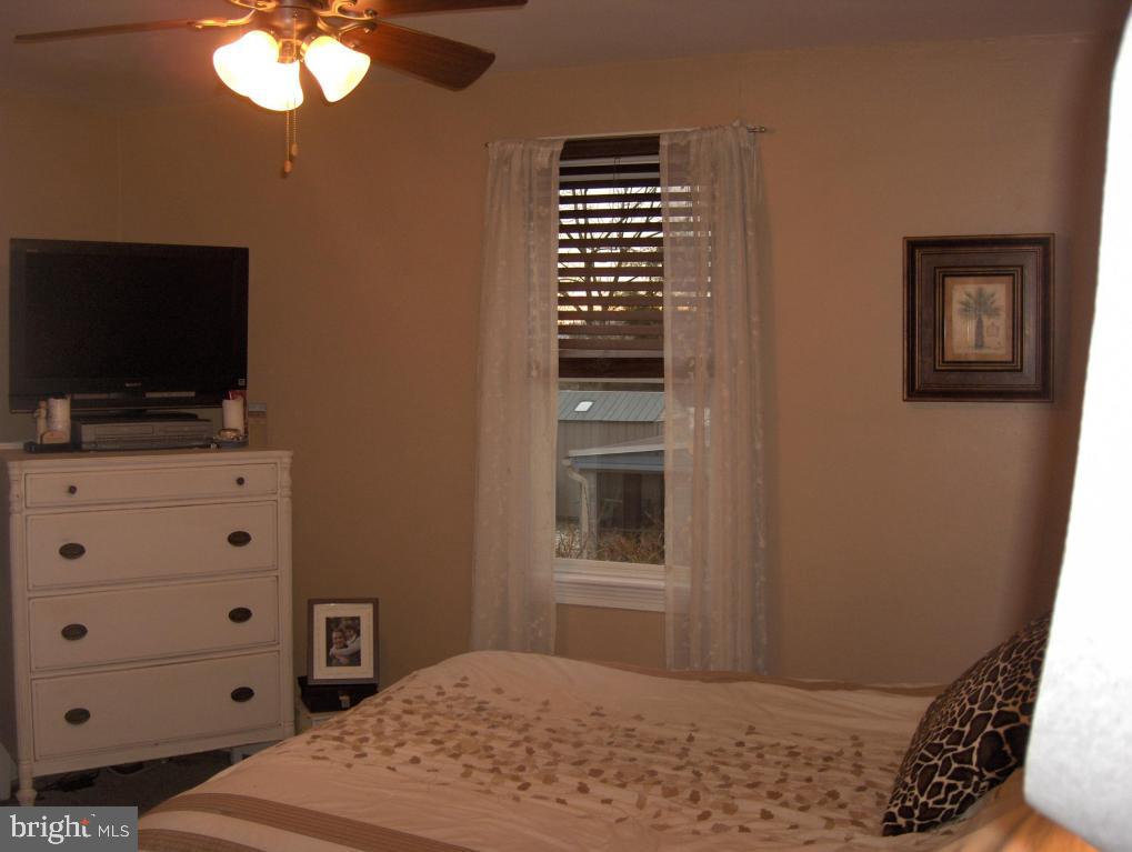 918 Maytown Road Elizabethtown, PA 17022 - Photo 9 of 19