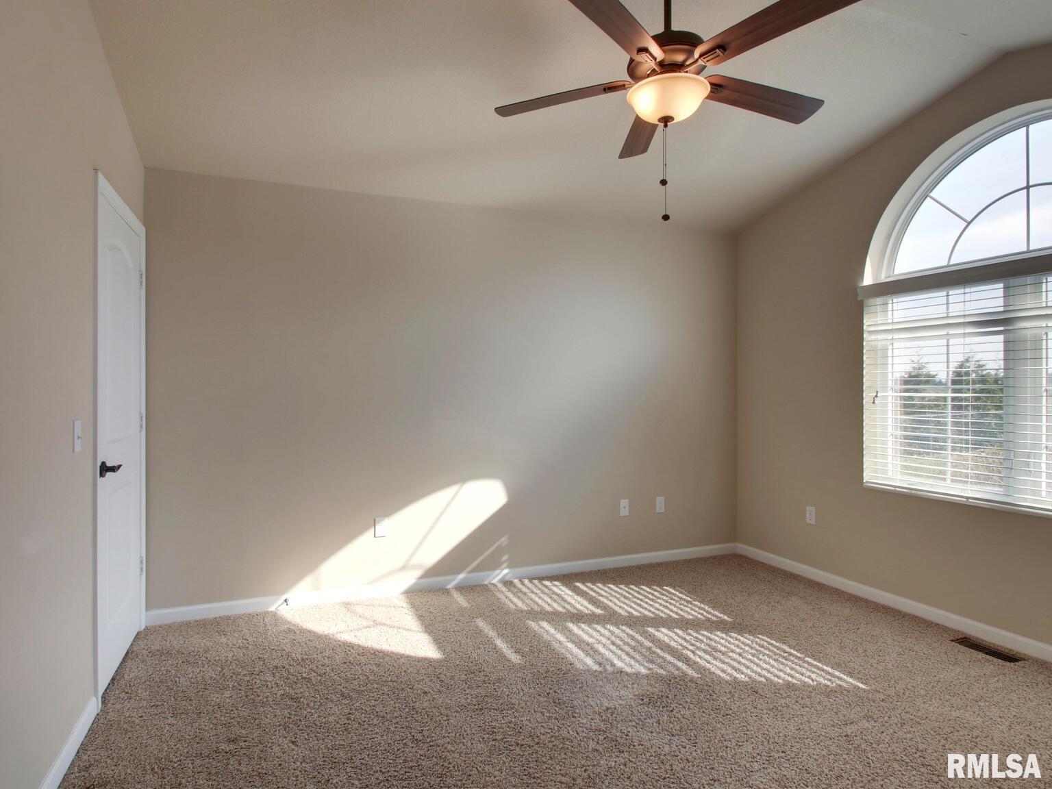 4919 Chestnut Street Quincy, IL 62305 - Photo 15 of 24