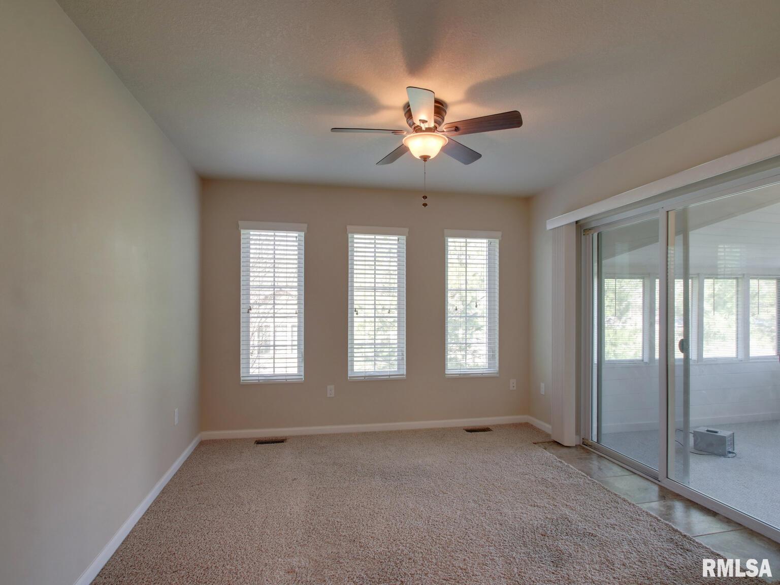 4919 Chestnut Street Quincy, IL 62305 - Photo 7 of 24