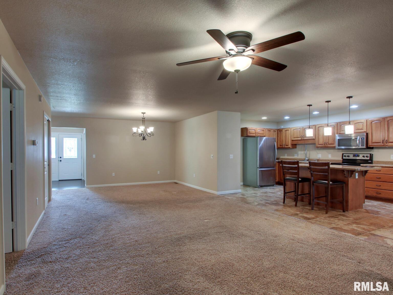 4919 Chestnut Street Quincy, IL 62305 - Photo 10 of 24