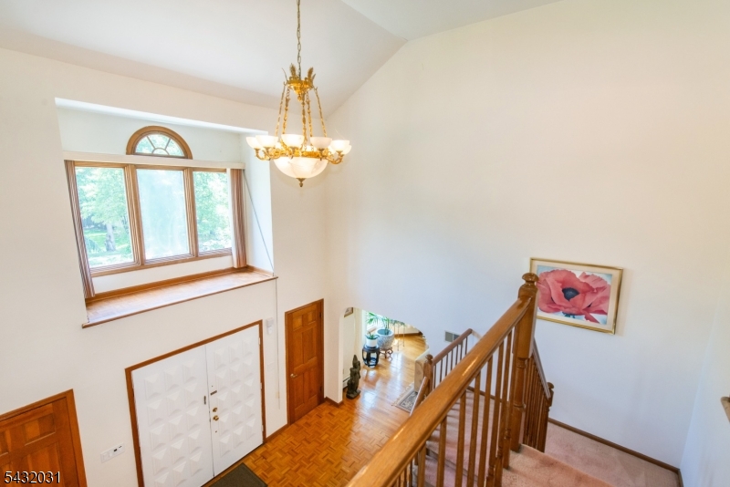 34 Silver Spring Court East Hanover, NJ 07936 - Photo 4 of 40