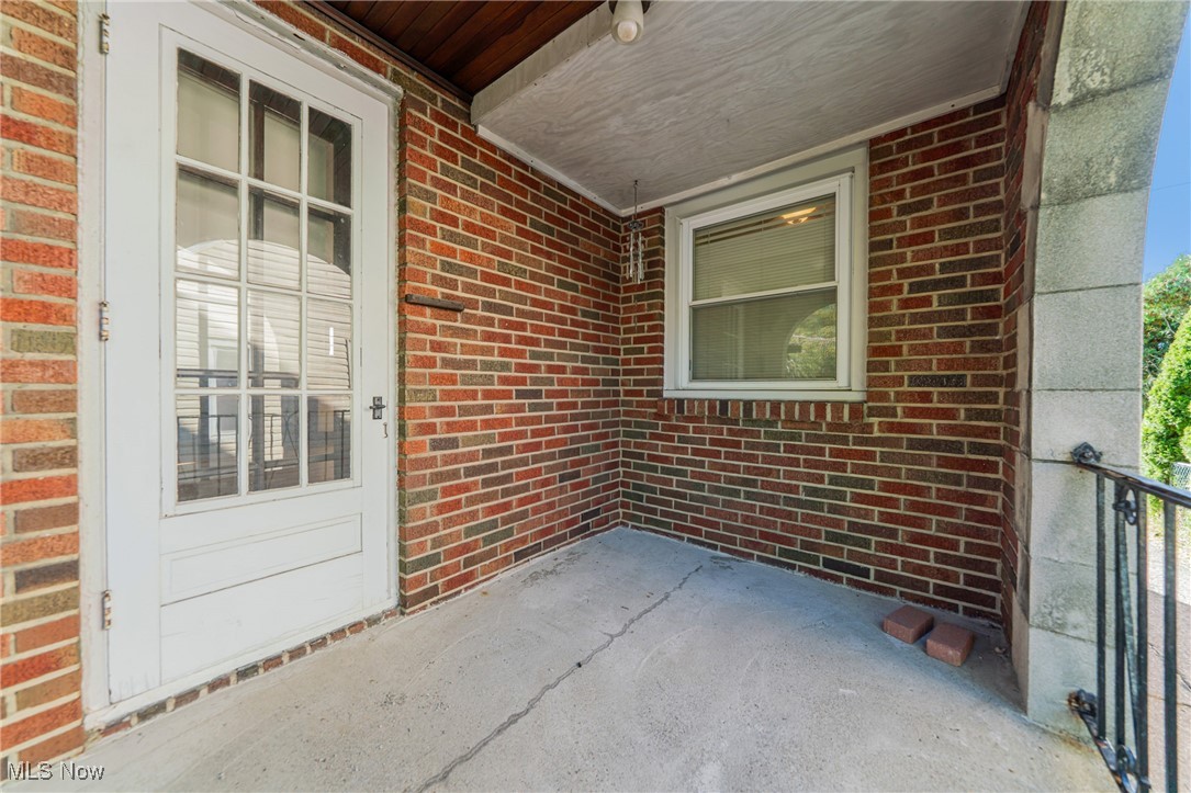 6711 Forest Avenue Parma, OH 44129 - Photo 4 of 33 View of porch