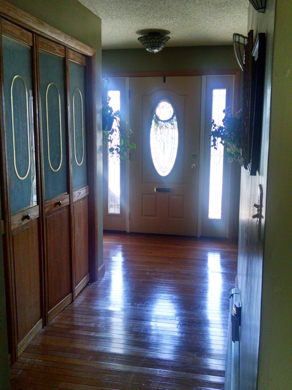 2541 Riverside Avenue Somerset, MA 02726 - Photo 11 of 26 Gallery Image 11
