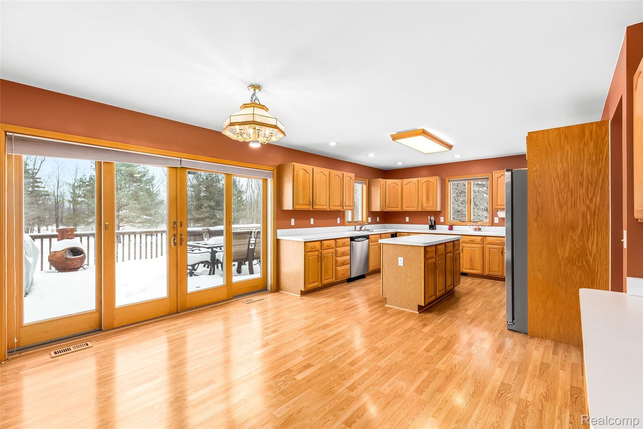 1499 Wiggins Road Fenton, MI 48430 - Photo 13 of 47 1499 Wiggins Road