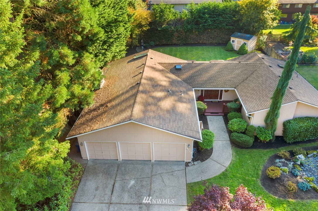 15117 Southeast 138th Place Renton, WA 98059 - Photo 1 of 24 Gallery Image 1