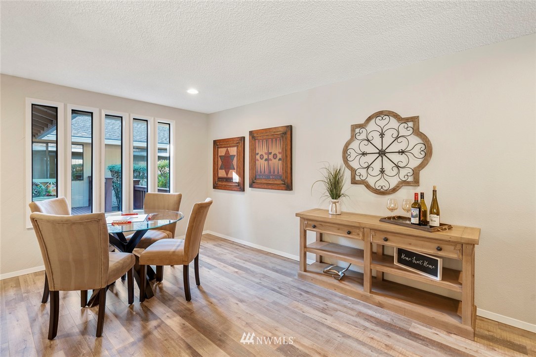 15117 Southeast 138th Place Renton, WA 98059 - Photo 12 of 24 Gallery Image 12
