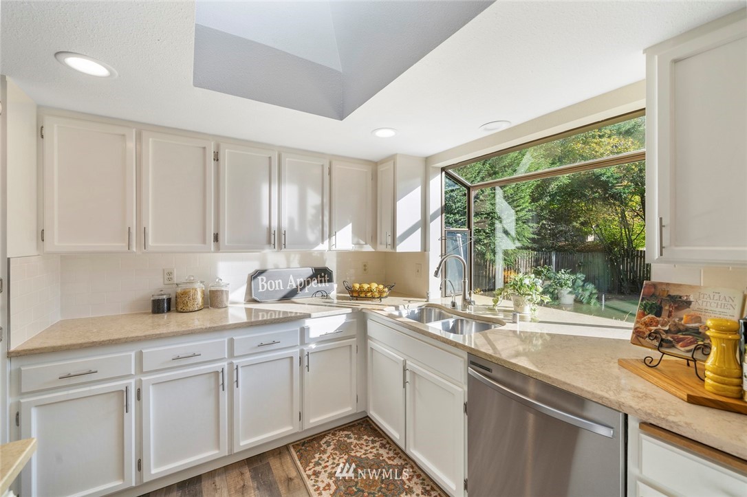 15117 Southeast 138th Place Renton, WA 98059 - Photo 7 of 24 Gallery Image 7