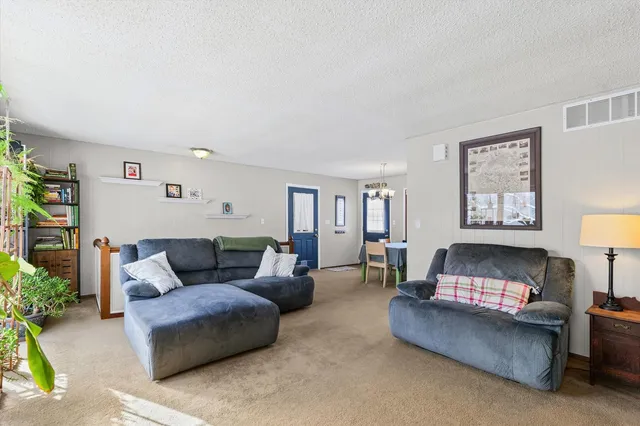 $264,900 | 88 County Road 2000 North, Mahomet, IL 61853