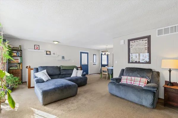 $264,900 | 88 County Road 2000 North, Mahomet, IL 61853