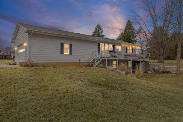 $264,900 | 88 County Road 2000 North, Mahomet, IL 61853