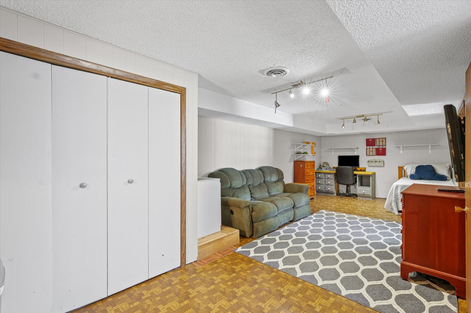 88 County Road 2000 North Mahomet, IL 61853 - Photo 29 of 37