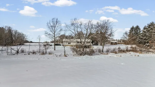$274,900 | 88 County Road 2000 North, Mahomet, IL 61853