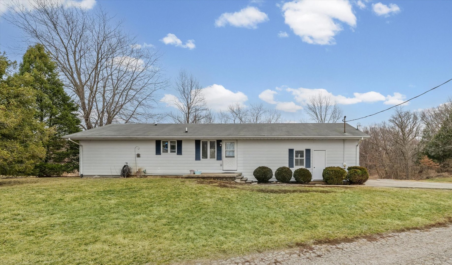 88 County Road 2000 North Mahomet, IL 61853 - Photo 5 of 37