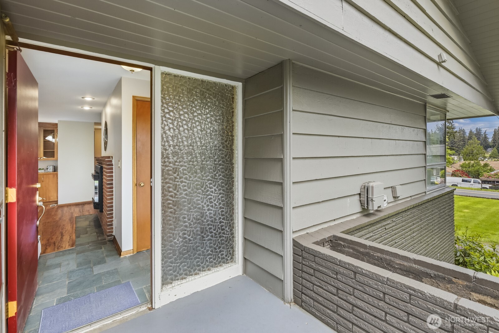3822 Shelby Road Lynnwood, WA 98087 - Photo 3 of 40 a view of a porch