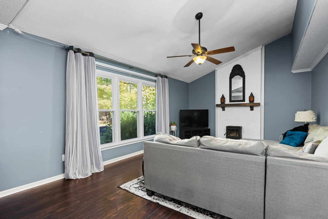 2213 Dobbin Place Raleigh, NC 27604 - Photo 11 of 38 Photo 11