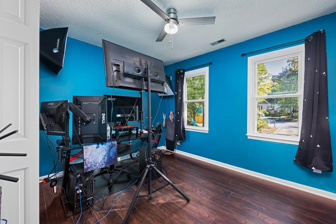 2213 Dobbin Place Raleigh, NC 27604 - Photo 21 of 38 Photo 21