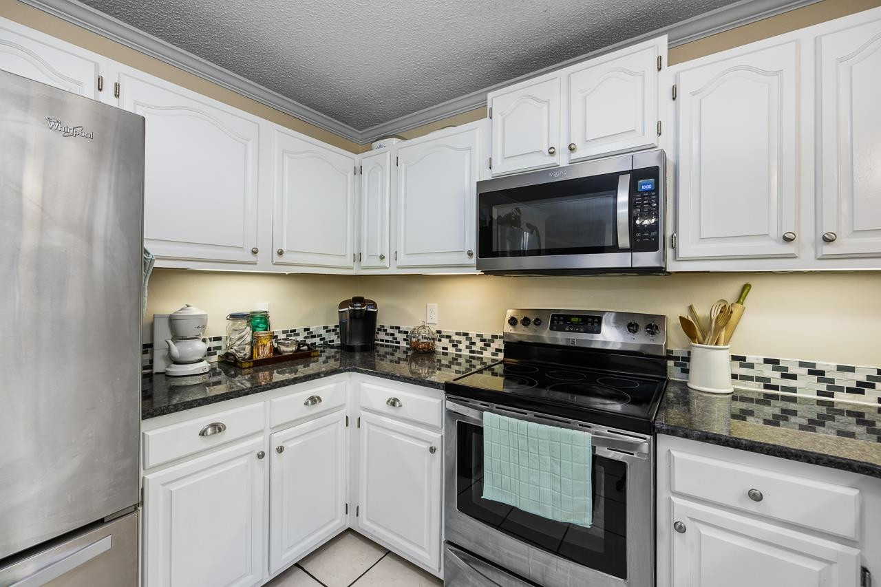 2213 Dobbin Place Raleigh, NC 27604 - Photo 9 of 38 Photo 9