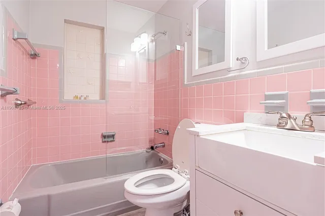 $1,129,000 | 1416 Northeast 23rd Street, Wilton Manors, FL 33305