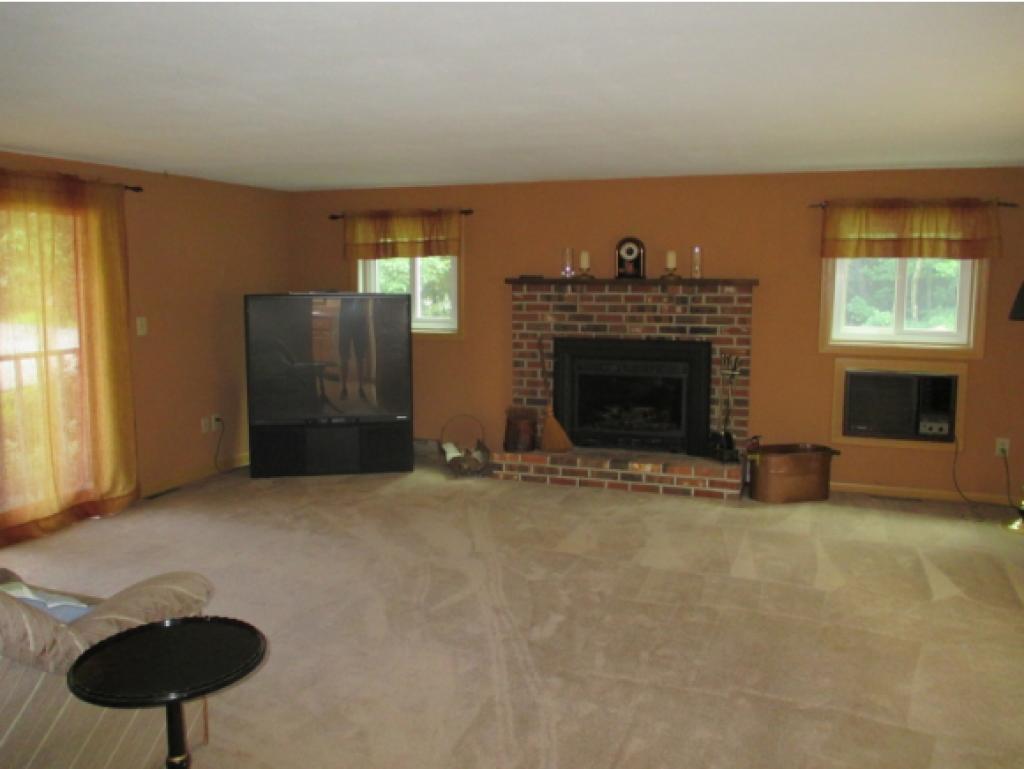 18 Rochester Avenue Rochester, NH 03867 - Photo 12 of 23