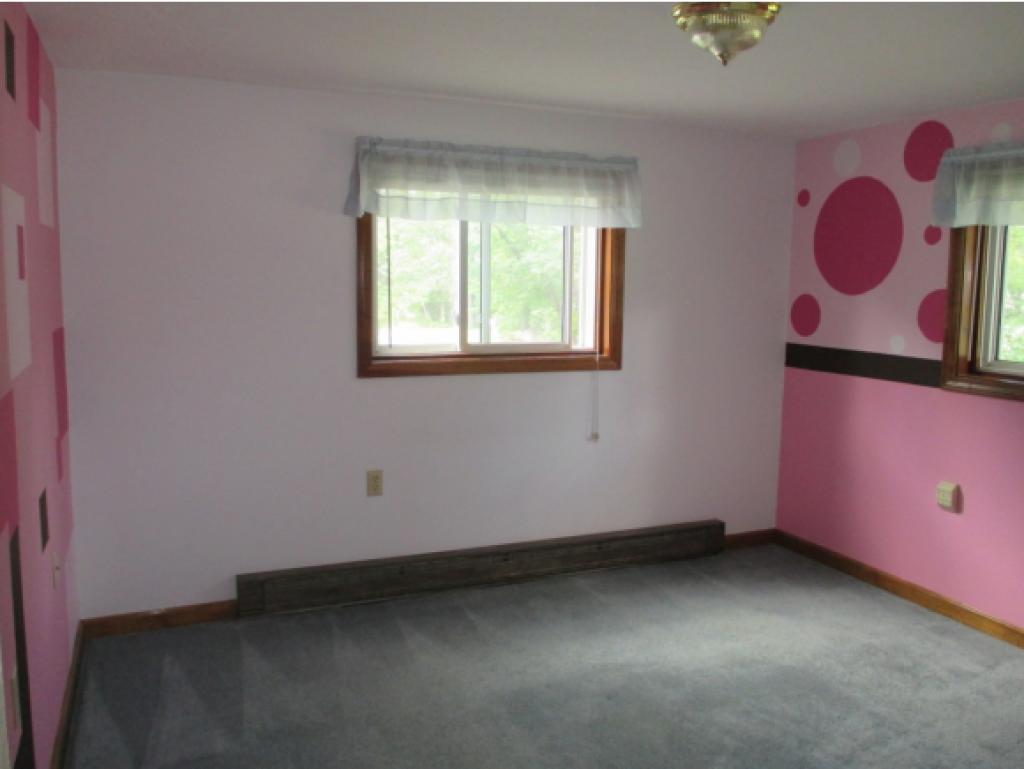 18 Rochester Avenue Rochester, NH 03867 - Photo 15 of 23