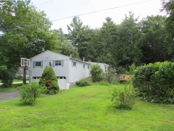 18 Rochester Avenue Rochester, NH 03867 - Photo 4 of 23