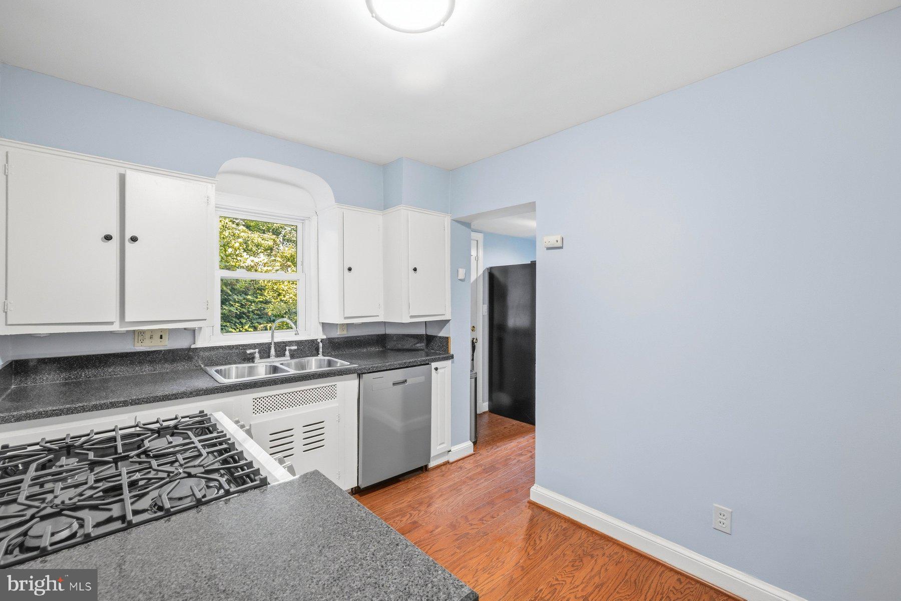 415 Schuyler Road Silver Spring, MD 20910 - Photo 9 of 32 Kitchen