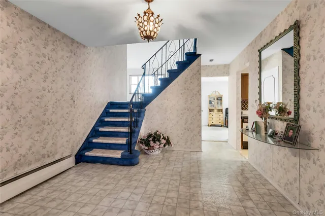 a view of entryway and hall