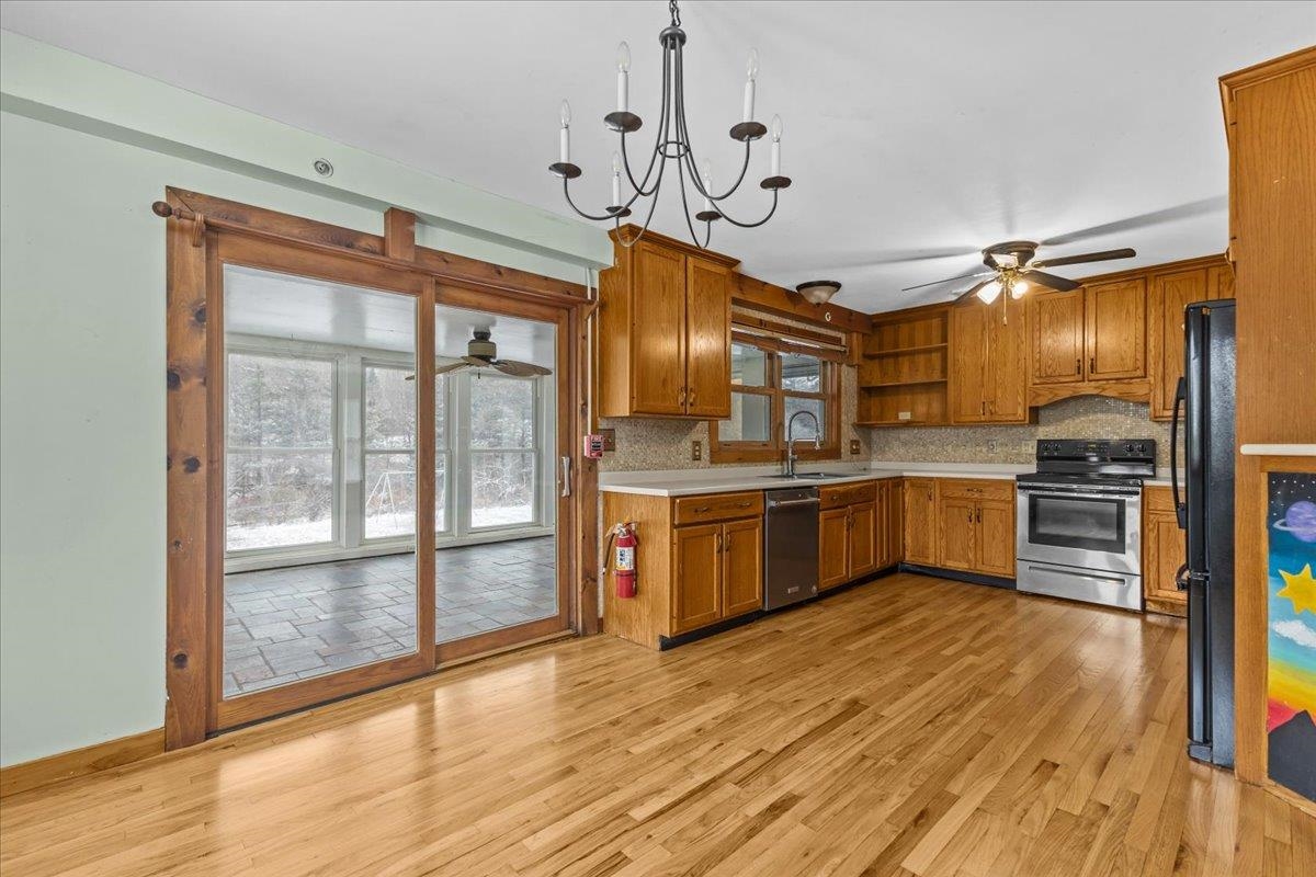 4292 South Brownell Road Williston, VT 05495 - Photo 7 of 40