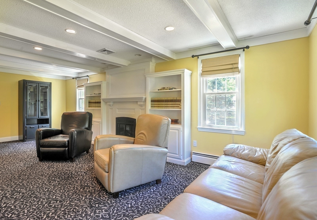 6 Presidents Road Hingham, MA 02043 - Photo 8 of 27
