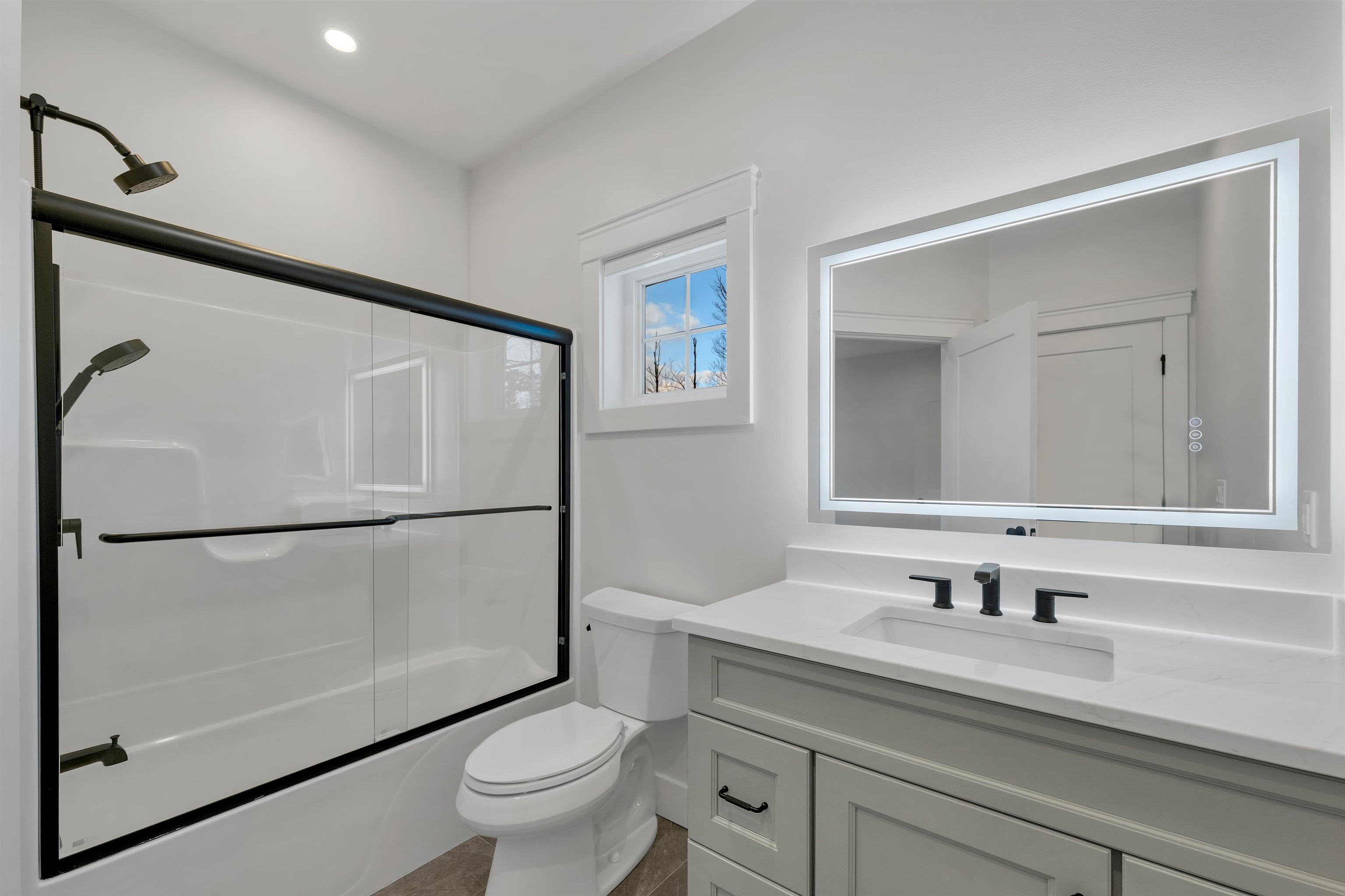 60 White Oaks Road, Unit 11 Laconia, NH 03246 - Photo 11 of 60