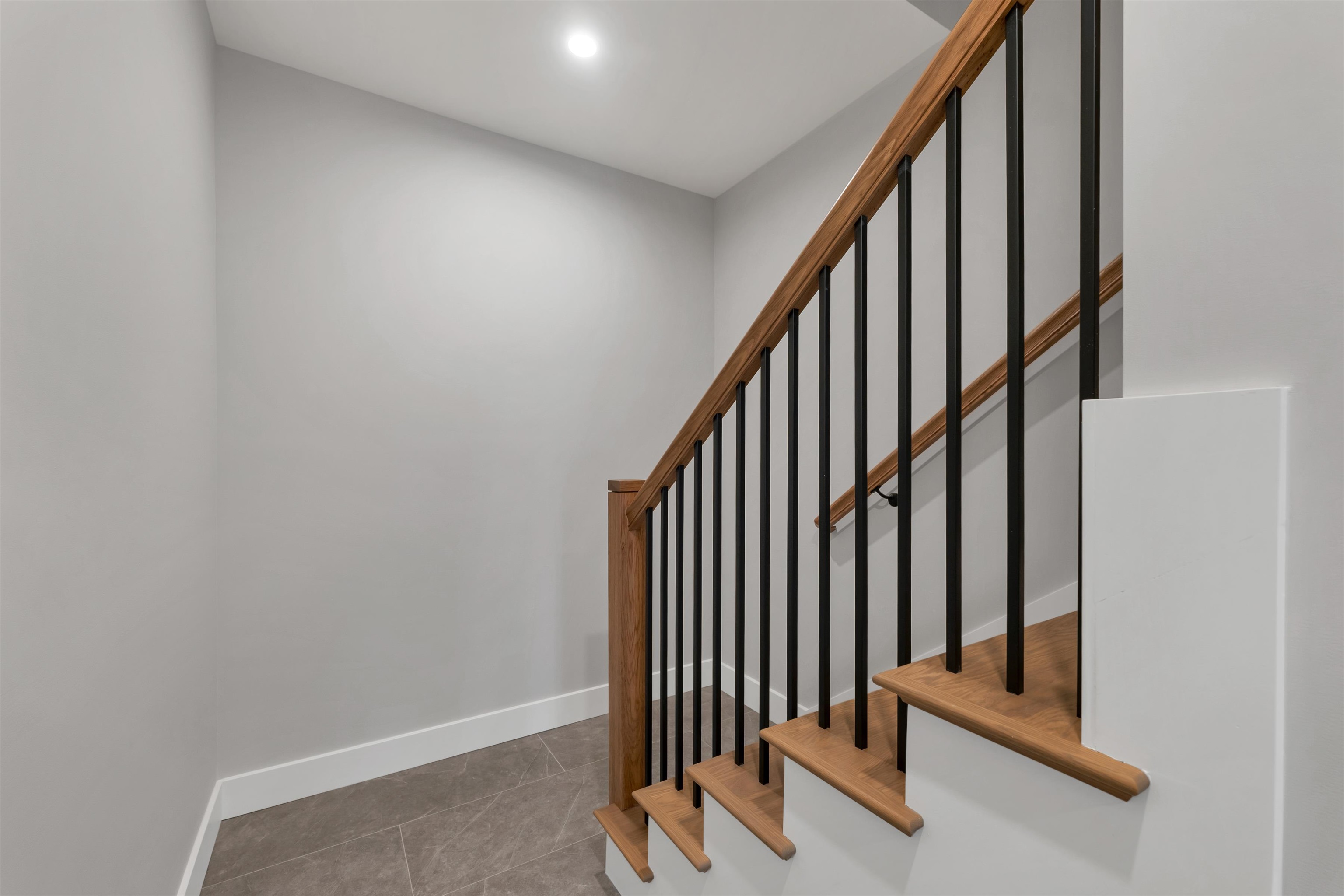 60 White Oaks Road, Unit 11 Laconia, NH 03246 - Photo 48 of 60