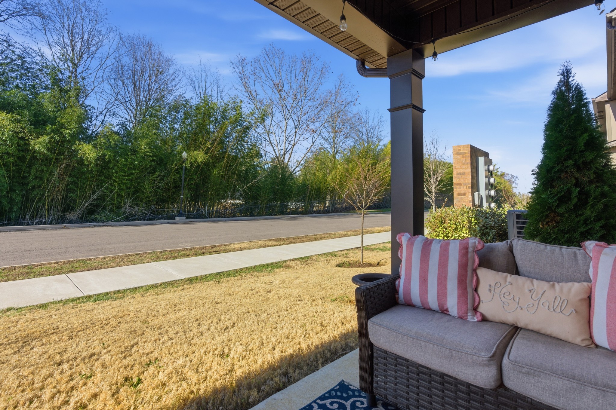 140 Rising Pvt Lane Gallatin, TN 37066 - Photo 23 of 29 a view of a couches in the patio