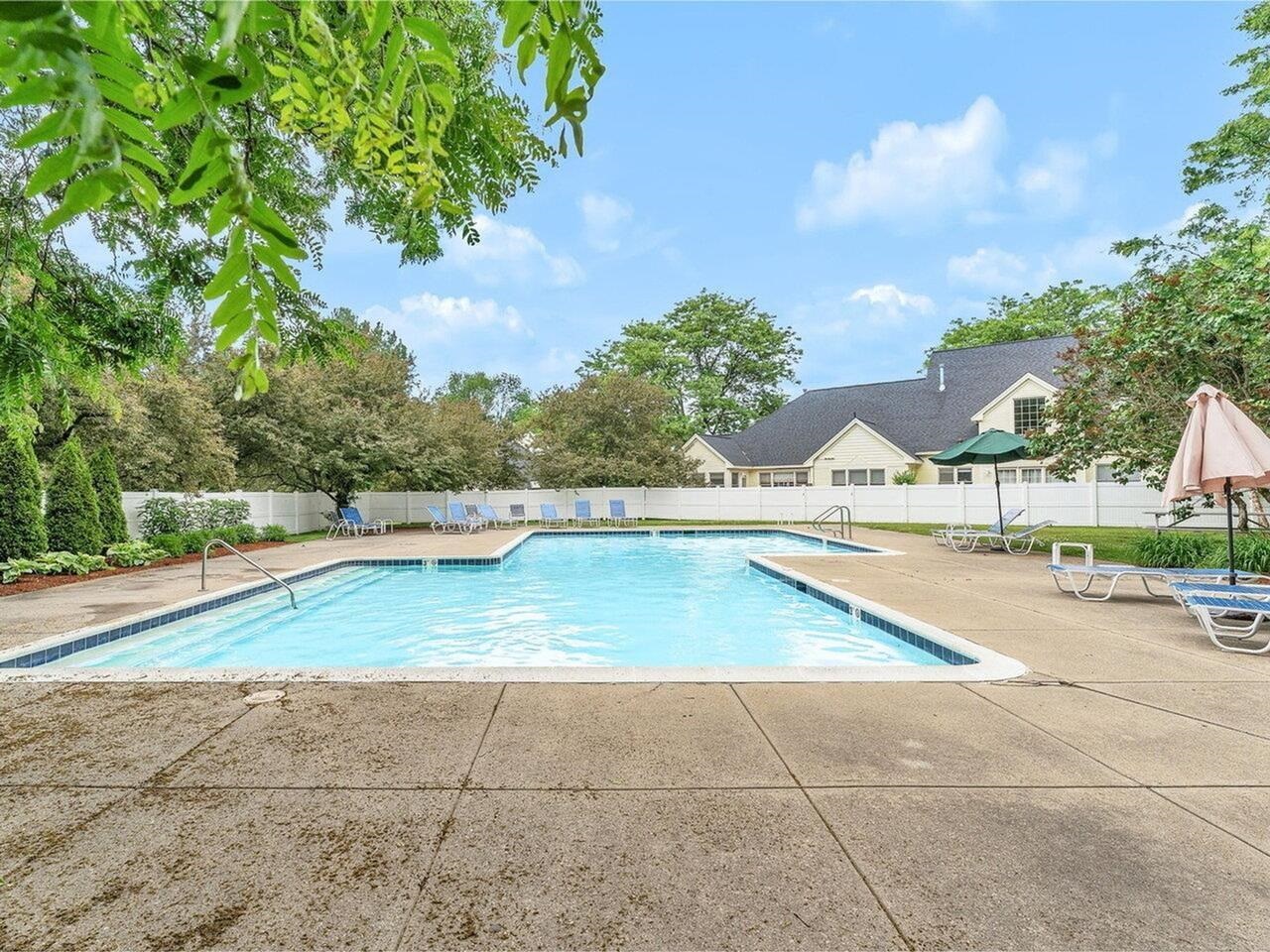 75 Cumberland Road Burlington, VT 05408 - Photo 41 of 48