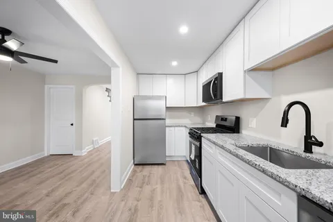 $224,900 | 84 Chester Avenue, Clifton Heights, PA 19018